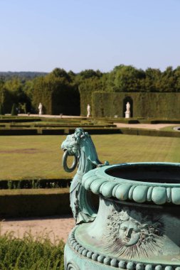 Versay Sarayı 'nın bahçelerinin manzarası ve perspektifi