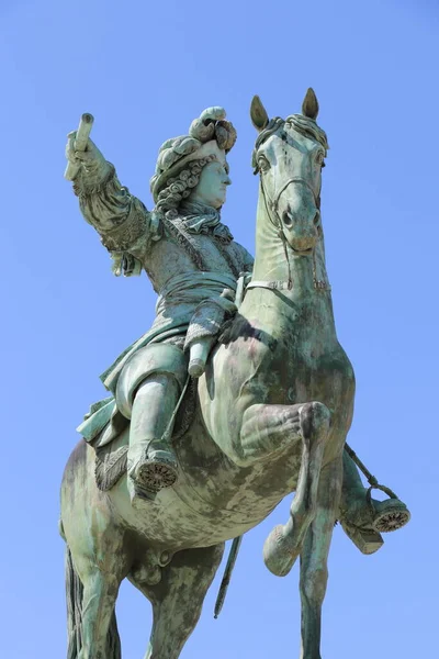 Escultura Los Jardines Del Palacio Versalles — Foto de Stock