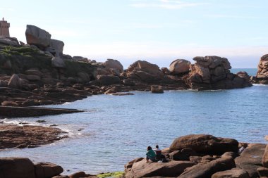 Cote de granit gülü ya da Pembe Granit Sahili, Fransa