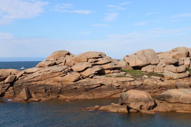 Cote de granit gülü ya da Pembe Granit Sahili, Fransa