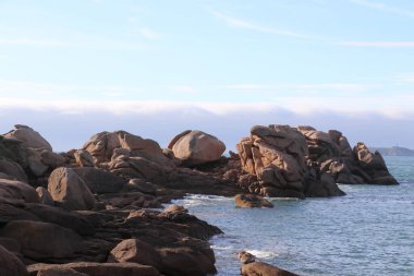 Cote de granit gülü ya da Pembe Granit Sahili, Fransa