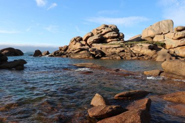 Cote de granit gülü ya da Pembe Granit Sahili, Fransa