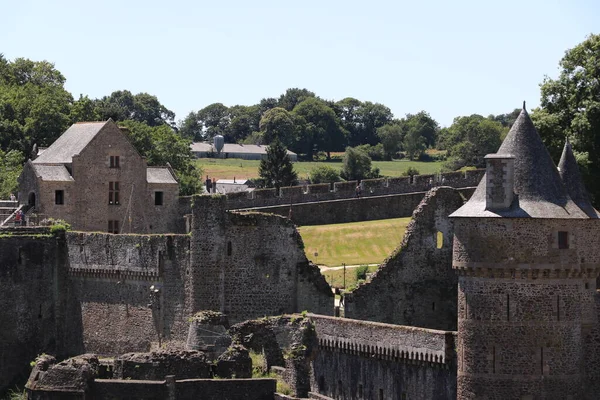 Ortaçağ Fougeres Şatosu Fransa — Stok fotoğraf