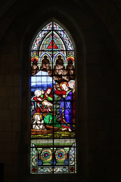 法国Saint Martin Re教堂的旧彩色玻璃 — 图库照片