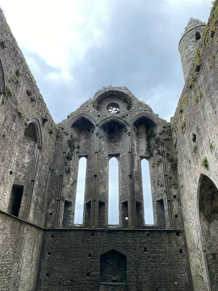 İrlanda 'daki Cashel Kayası
