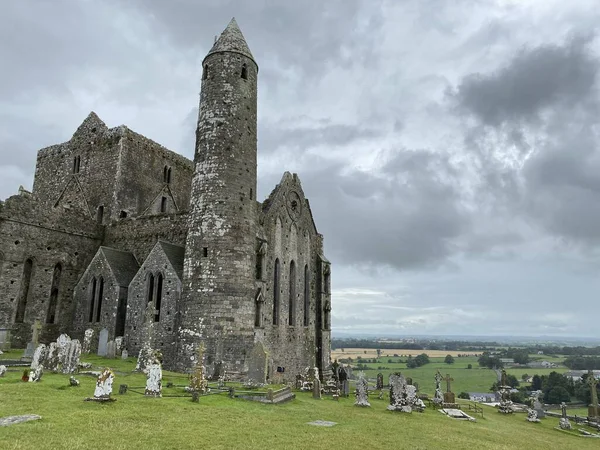 İrlanda 'daki Cashel Kayası