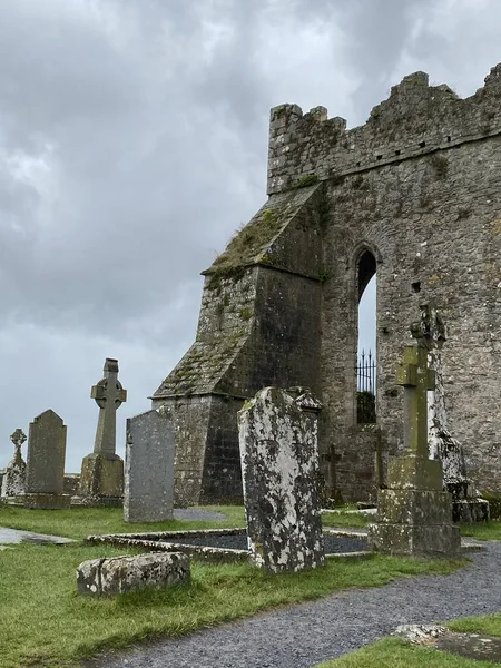 İrlanda 'daki Cashel Kayası