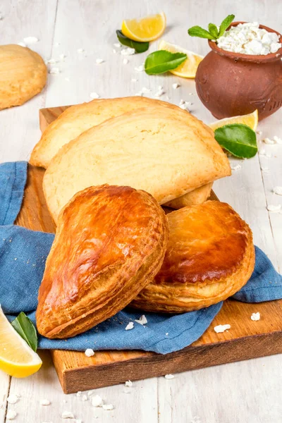 Burger Mit Füllschuss Nahaufnahme Studio Dekor — Stockfoto