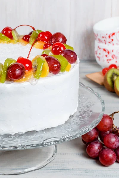 Bolo Branco Frutas Tiro Close Decoração — Fotografia de Stock