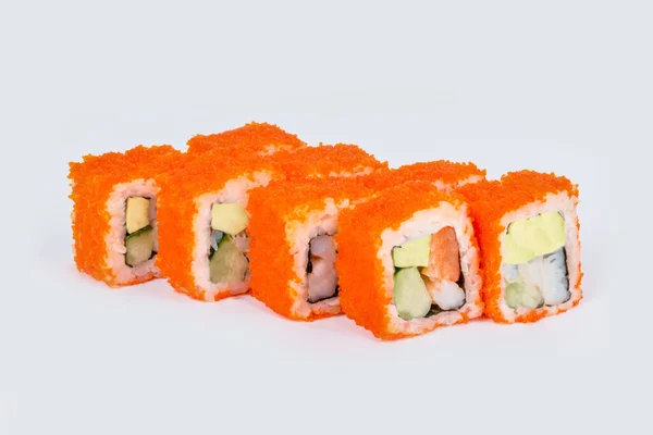 Снимок суши на белом фоне — стоковое фото