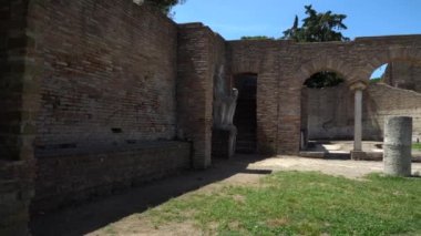 Erken İtalyan tarihinin mirası şimdi hedef turistler için seyahat. Ostia eski şehir, Roma, İtalya.