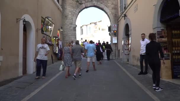 Juillet 2018 Italie Personnes Dans Vieille Ville Assise Ombrie Italie — Video