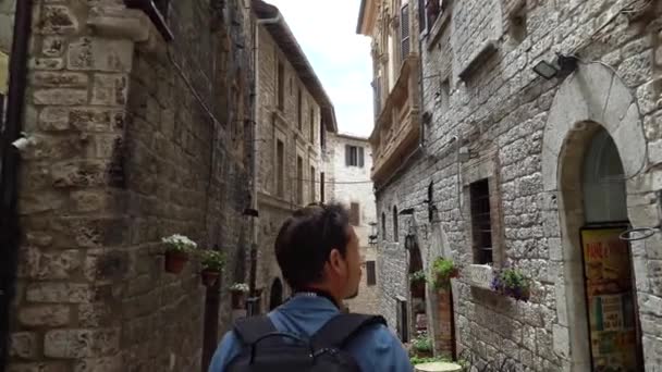 Juli 2018 Italië Mensen Assisi Oude Stad Umbrië Italië — Stockvideo