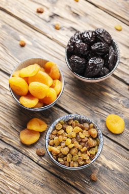 Kurutulmuş meyve ile sağlıklı yemek kavramı
