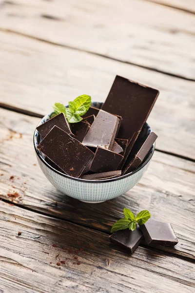 Chocolat noir à la menthe — Photo