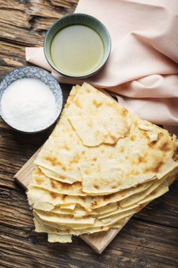 Geleneksel sardunya ekmeği Guttiau