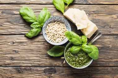 Tipik İtalyan pesto