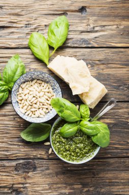 Tipik İtalyan pesto
