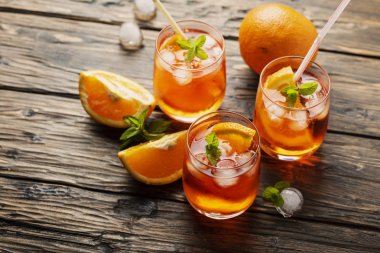 Aperol Spritz portakal ile