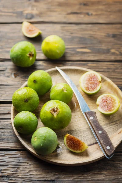 Sweet green figs — Stock Photo, Image