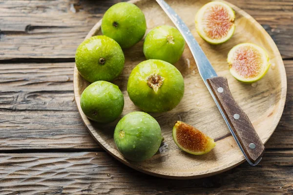 Sweet green figs — Stock Photo, Image