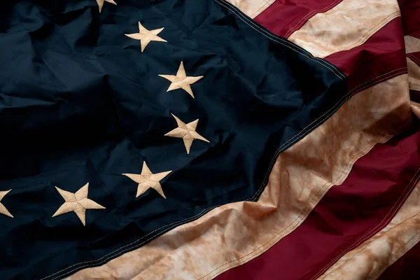 革命戦争 愛国心とベッツィロスとして知られている元の13の星のアメリカの旗にクローズアップしてアメリカの概念の誕生 — ストック写真