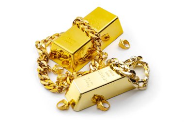 Mücevher alıcısı, rehinci ve değerli metaller konsepti teması beyaz arka planda izole edilmiş altın yüzükler, kolye bileziği ve altın külçeler.