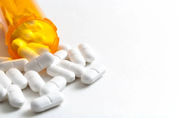 Epidemia Opioides Abuso Drogas Concepto Sobredosis Con Opioides Recetados Dispersos — Foto de Stock