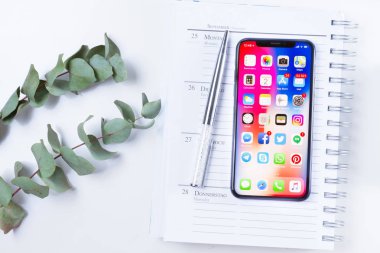 Yeni iphone X