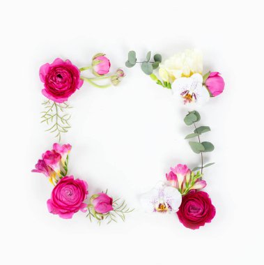 Çiçeklerin düz konumu