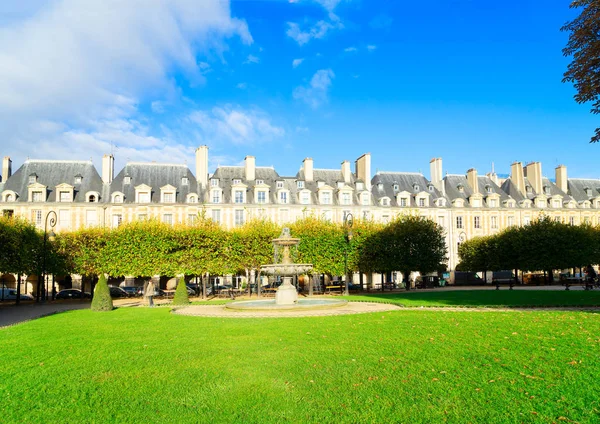 Place de Vosges, Paris — Fotografia de Stock