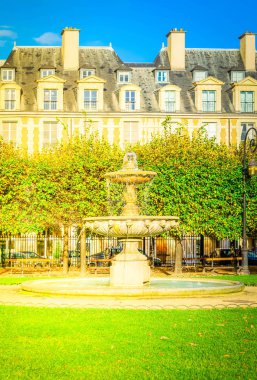 Place de Vosges, Paris