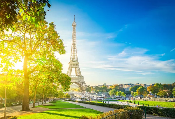 Eiffel tour und von Trocadero, Paris — Stockfoto