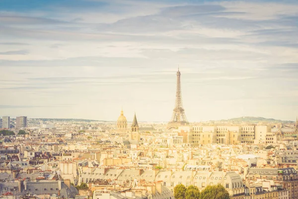 Skyline de Paris avec tour eiffel — Photo