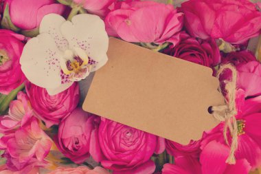 Çiçeklerin düz konumu