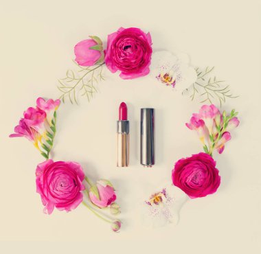 Çiçeklerin düz konumu