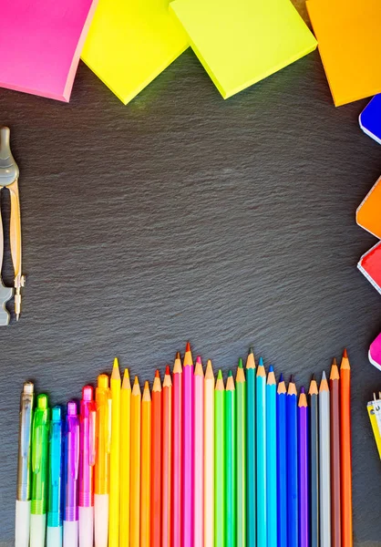 Crayons de retour à l'école — Photo