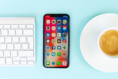 Yeni iphone X