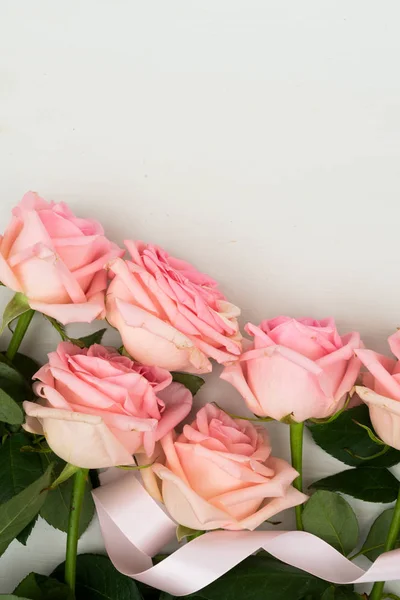 Fleurs roses fraîches — Photo