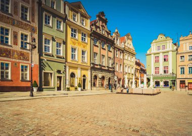çarpık Ortaçağ evleri, Poznan, Polonya