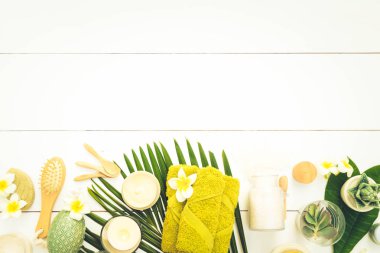 Güzellik arka yüz kozmetik ürünleri ile