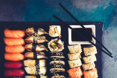 Japon suşi tabağı.