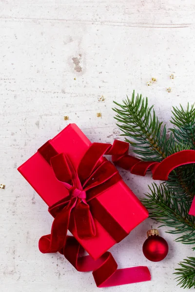 Christmas gift giving — Stock Photo, Image