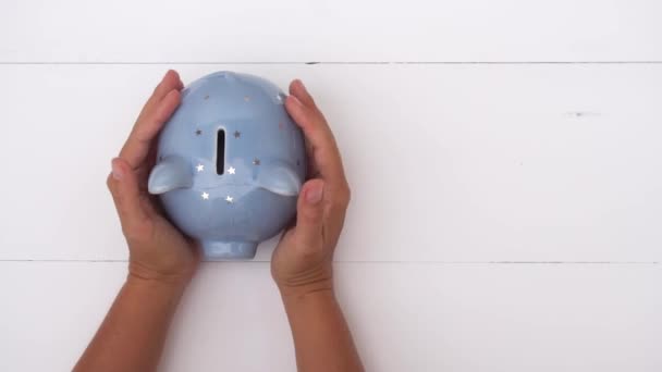 Piggy bank, besparingen concept — Stockvideo