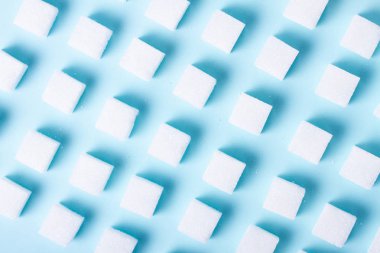 Mavi arkaplanda şeker