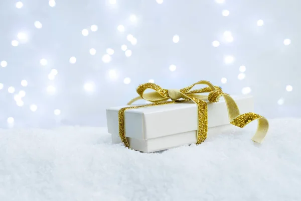 Witte kerst met sneeuw — Stockfoto