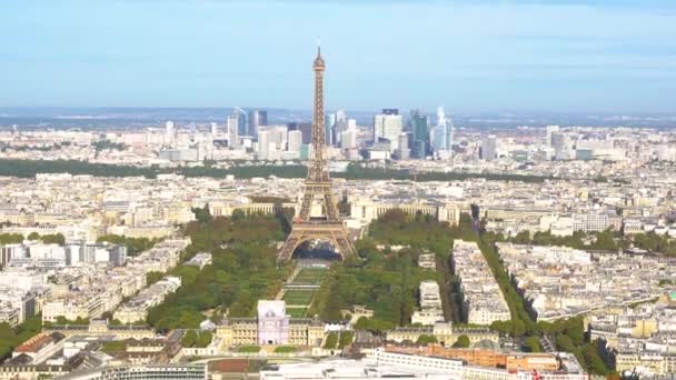 Torre Eiffel y paisaje urbano de París — Vídeo de stock