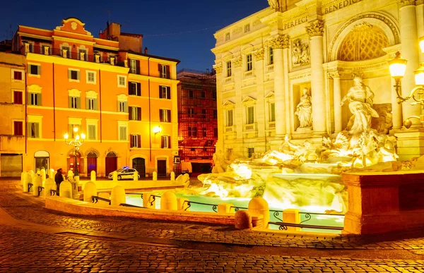 Fontaine di Trevi à Rome, Italie — Photo