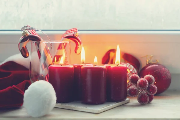 Kerst scène met licht branden — Stockfoto
