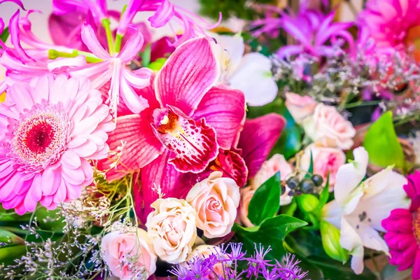 Naturliga blommor bakgrund — Stockfoto